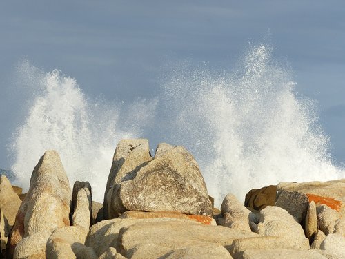 rocks  wave  sea