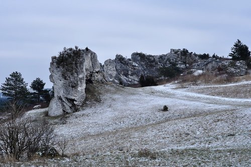 rocks  upland  winter