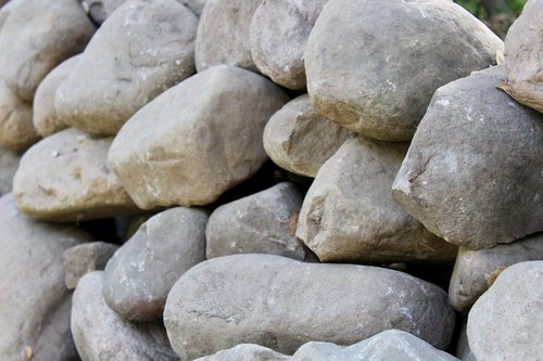 rocks  boulders  snakes