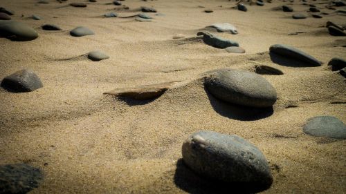 rocks beach wind