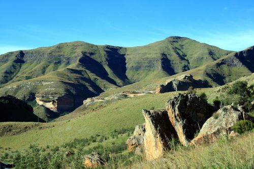 Rocks With Mountains, Eastern Free