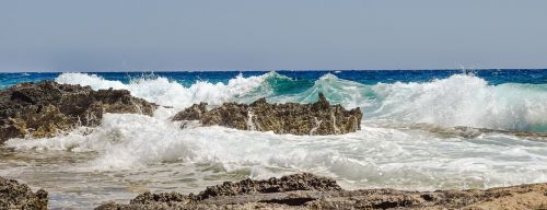 rocky coast wave smashing