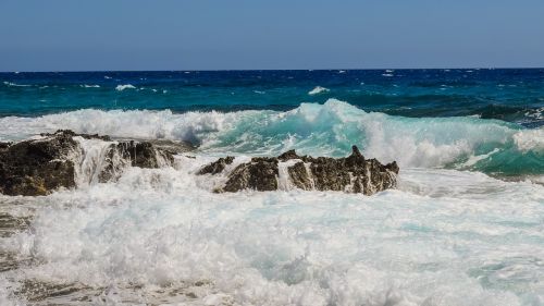 rocky coast wave smashing