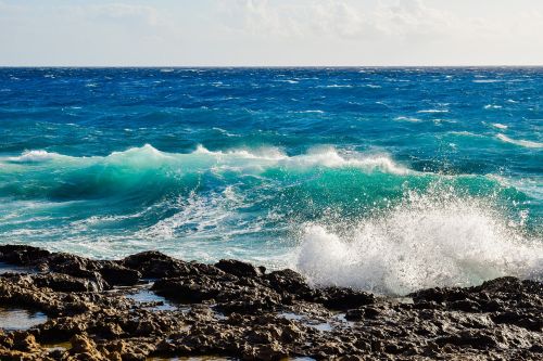 rocky coast waves crushing