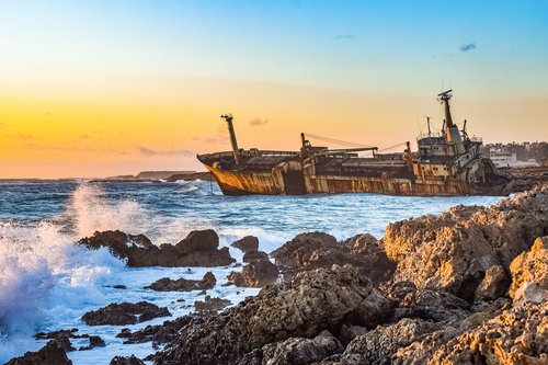 rocky coast  sea  shipwreck