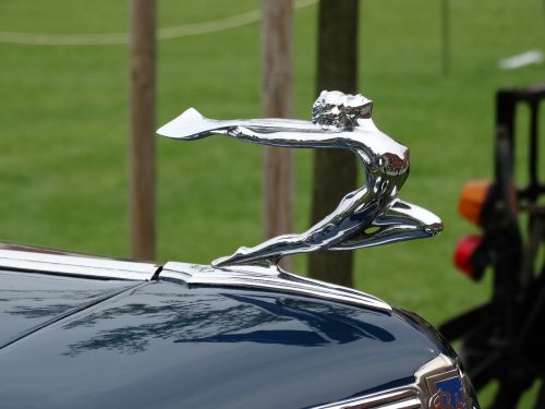 rolls-royce car logo