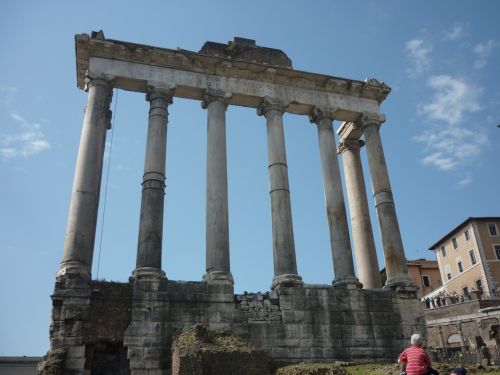 roman forum columns rome