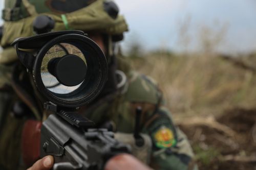 romanian soldier night vision scope