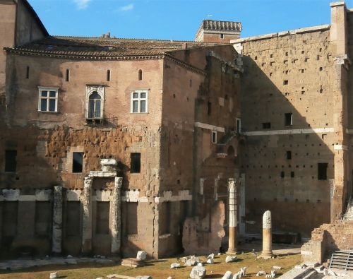 rome italy monument