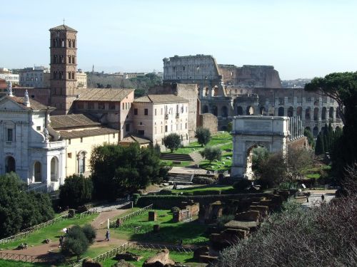 rome tourism triumphal gate