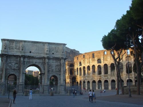 rome colosseum arch of constantine