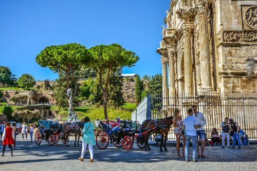 rome arch colosseum