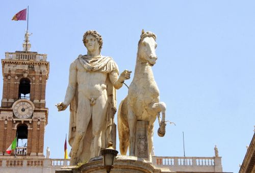 rome statue jumper