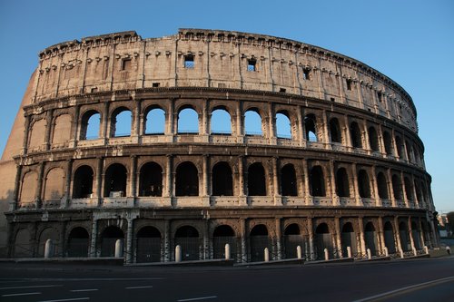 rome  colosseum  italy