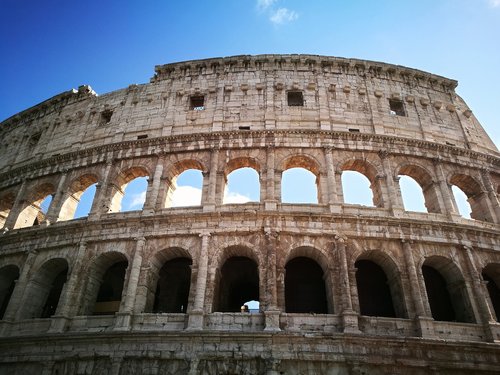 rome  the coliseum  wall