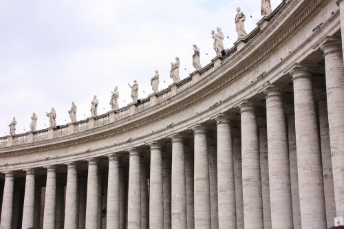 rome vatican columns