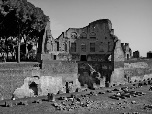 rome ancient building