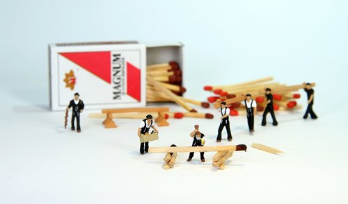 roofers  wood  miniature figures