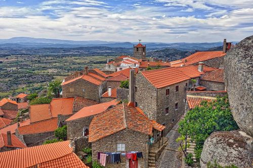 roofing tiles red