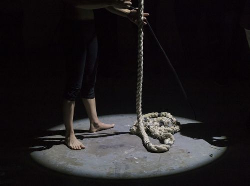rope person performance