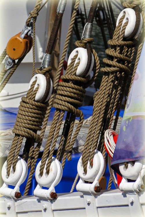 rope sailboat sea