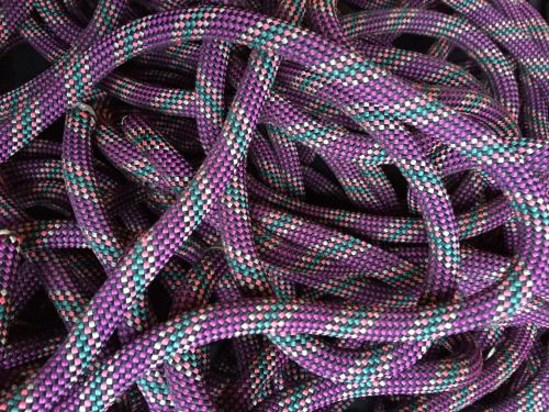 rope climbing violett