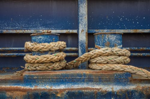 ropes ships barge