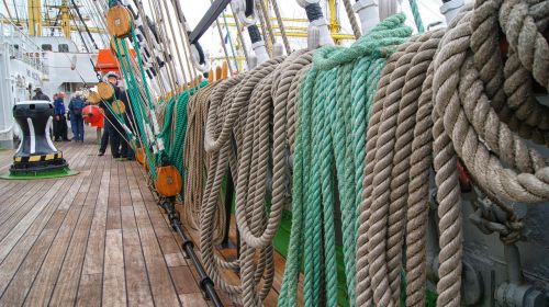 ropes ship tros