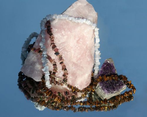 rose quartz gems jewellery