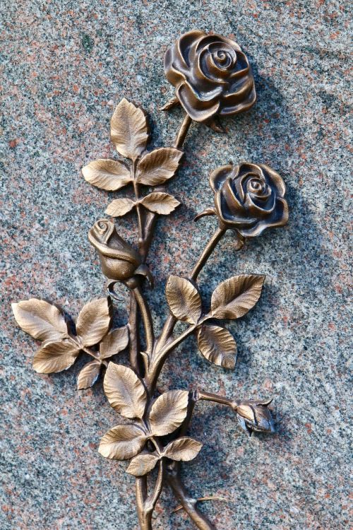 roses bronze forged