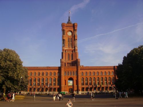 rotes rathaus berlin city hall