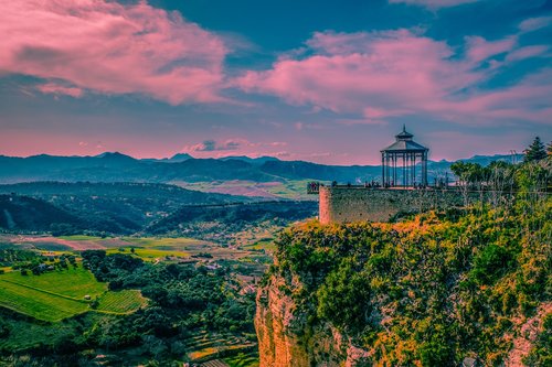 round  andalusia  sky