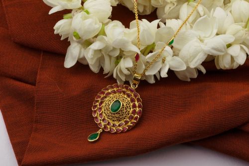 ruby emerald pendant chain