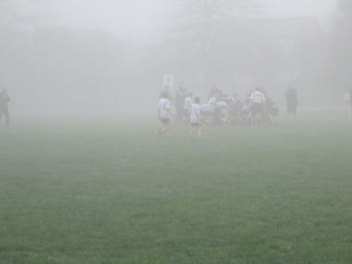 rugby fog playing