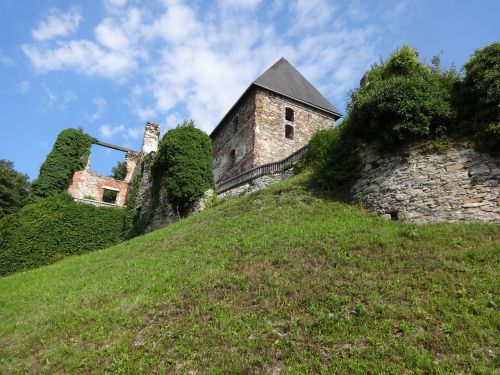 ruin austria castle
