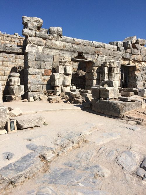 ruins ephesus ancient