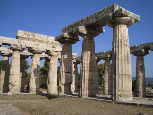 ruins temple paestum