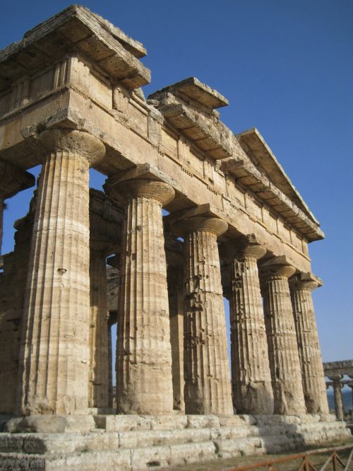 ruins temple paestum