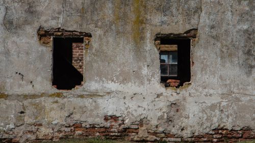 ruins windows house