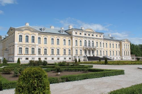 rundale palace valley of tranquillity spring