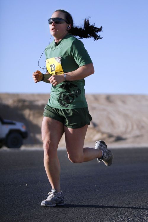 runner running long distance