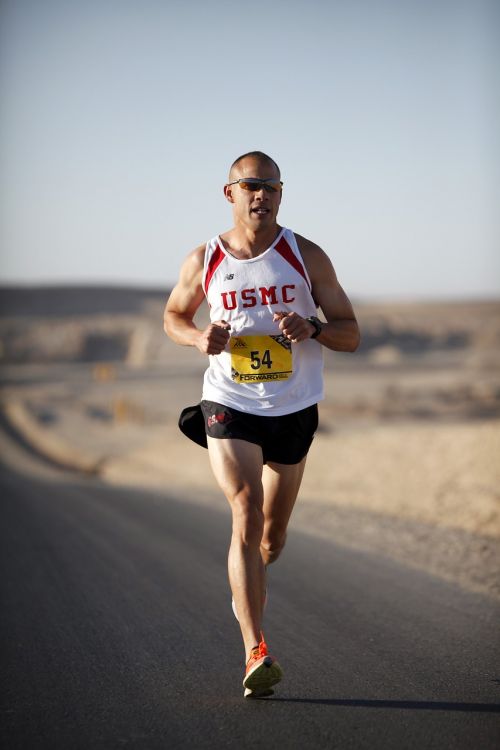 runner marathon military