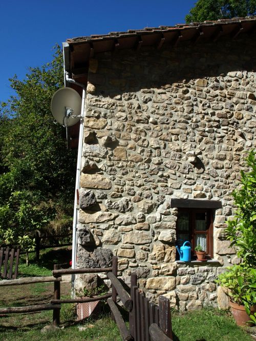 rural house farmhouse