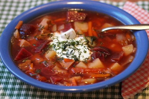russian  borscht  soup
