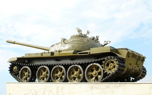 russian tank t-55 the caterpillars