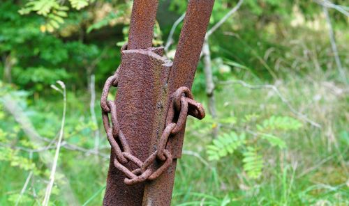 rust steel chain