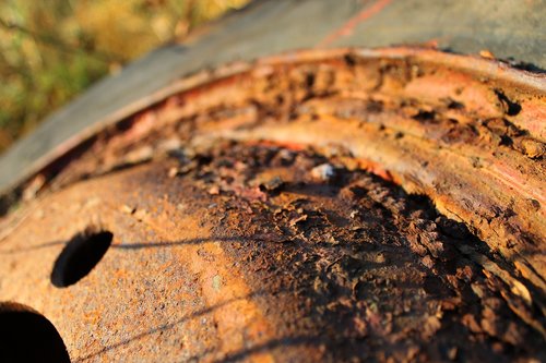 rust  wheel  metal