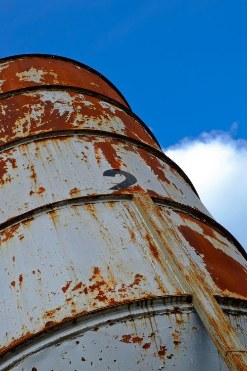 rust barrel old