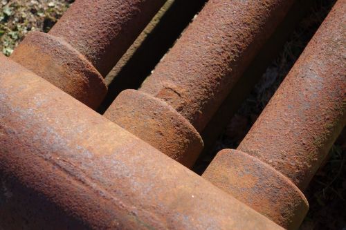 rusted pipe rusty