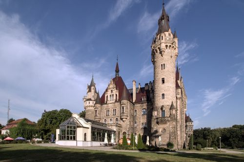 sabine moszna castle